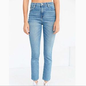 NEVER WORN! Urban Outfitters BDG Girlfriend Jeans